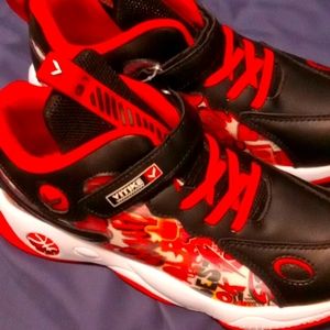 Kids Fashion high top basketball shoes for comfort Non-slip performance